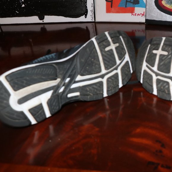 Asics Gt 2000 7 Gel Runners Sz 11 Black/Skylight Like new - Picture 6 of 8